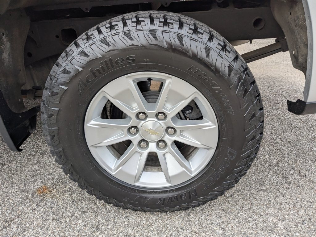 Used 2021 Chevrolet Silverado 1500 LT AWD/4WD image 22