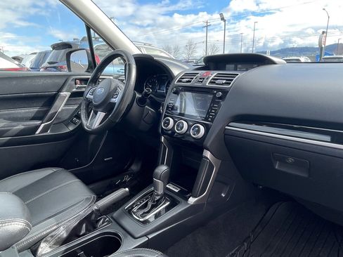 Used 2018 Subaru Forester 2.5i Touring image 8