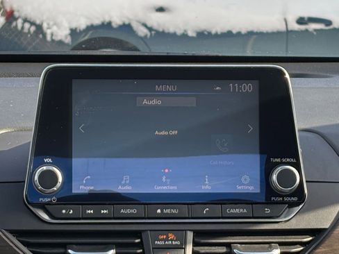 Used 2025 Nissan Altima 2.5 SV image 21