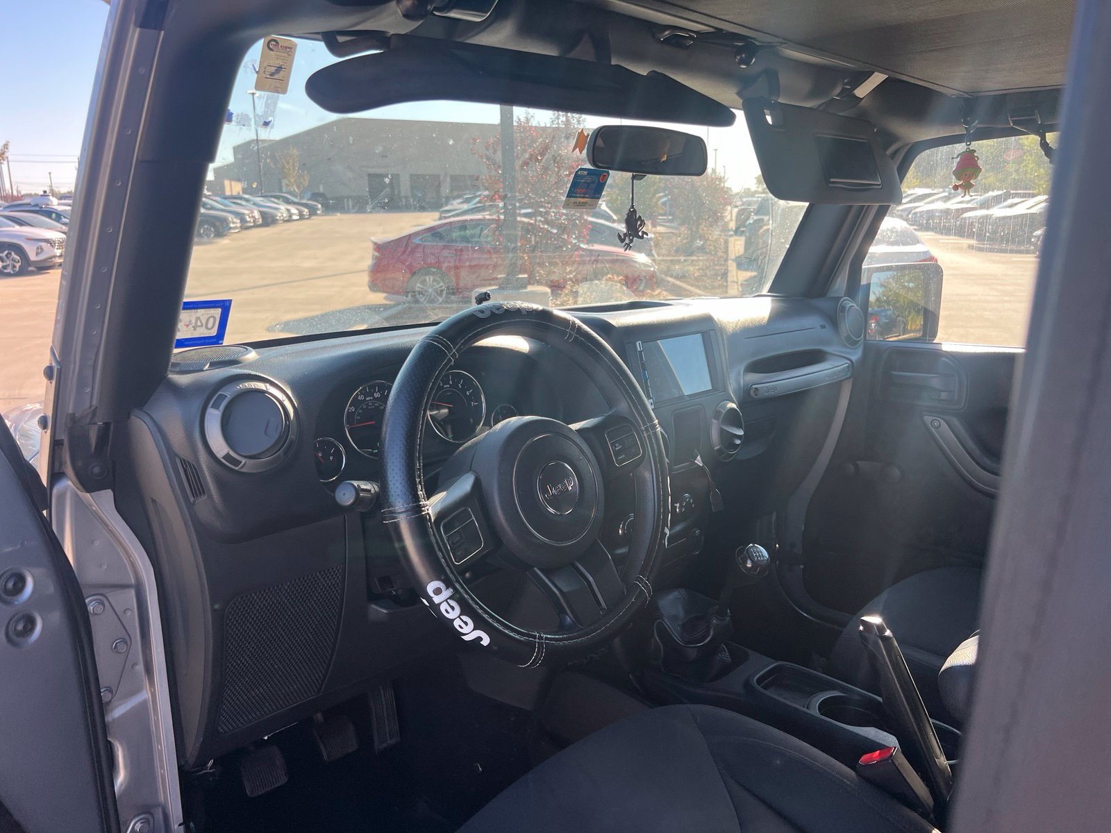 Used 2015 Jeep Wrangler Sport AWD/4WD image 25