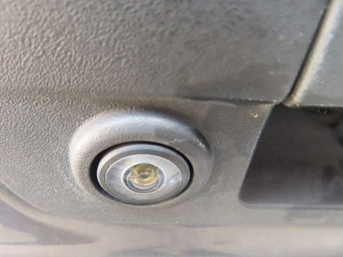 Used 2015 RAM 1500 Big Horn AWD/4WD image 9