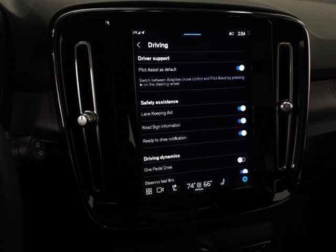 Certified 2023 Volvo XC40 Recharge Ultimate w/ Protection Package Premier image 27