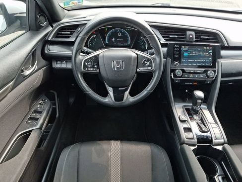 Used 2020 Honda Civic EX image 2