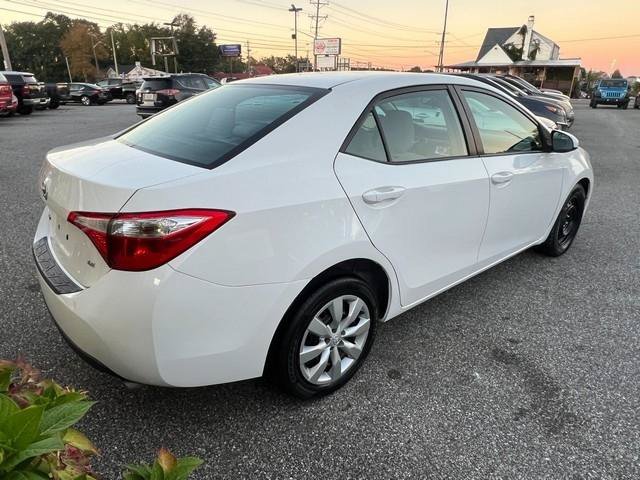 Used 2016 Toyota Corolla LE FWD image 7