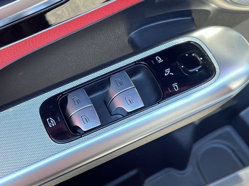 New 2026 Mercedes-Benz GLC 300 4MATIC image 13