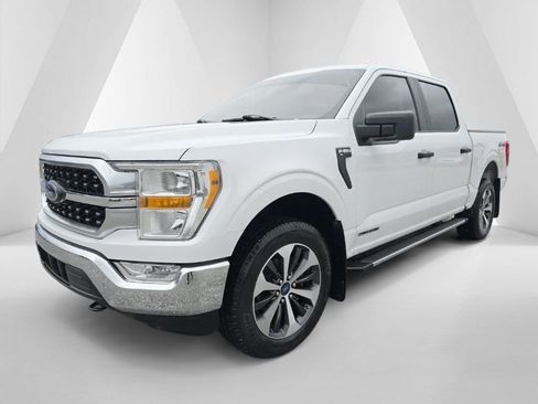 Used 2021 Ford F150 XL w/ Trailer Tow Package image 3