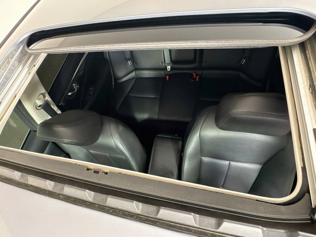 Used 2018 INFINITI Q50 Luxe RWD image 25