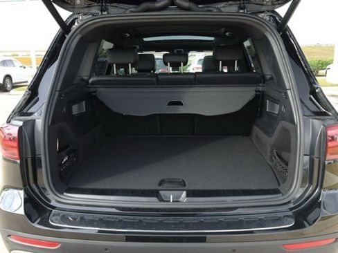 Used 2024 Mercedes-Benz GLB 250 image 34