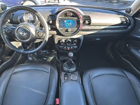 Used 2017 MINI Cooper Clubman ALL4 image 21