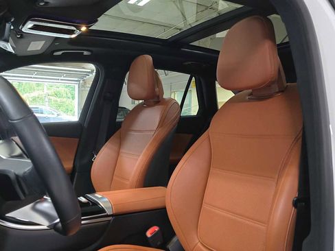Used 2024 Mercedes-Benz GLC 300 4MATIC image 21