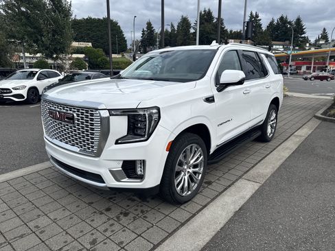 Used 2023 GMC Yukon Denali AWD/4WD image 1