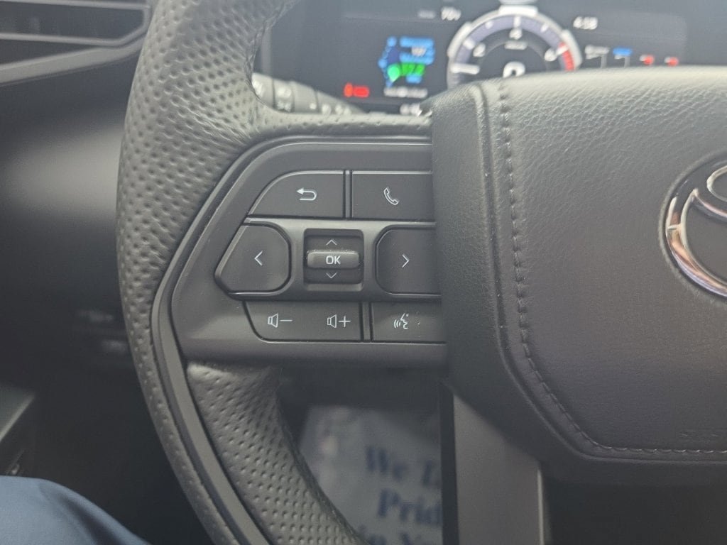 Used 2026 Toyota Sequoia TRD Pro AWD/4WD image 21