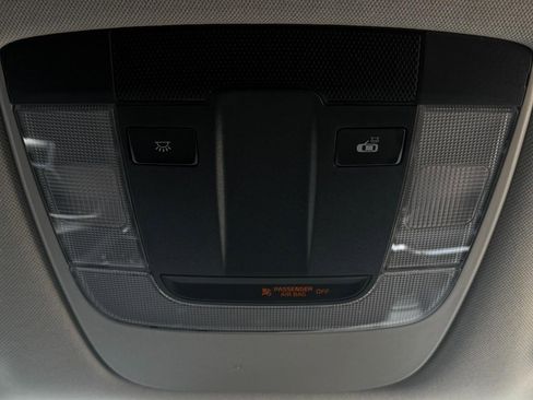 Used 2025 Kia Sportage LX AWD/4WD image 42