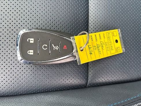 Certified 2024 Chevrolet Blazer RS w/ Driver Confidence II Package image 31