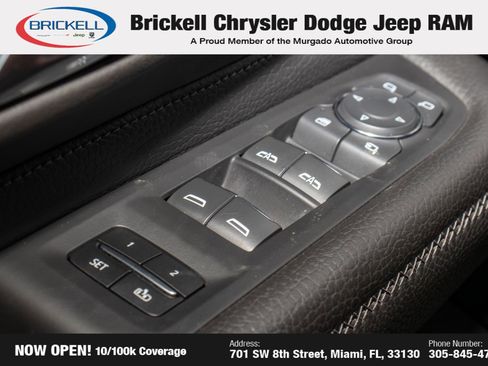 Used 2023 GMC Yukon XL Denali image 27