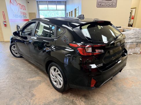 Used 2025 Subaru Impreza 2.0i AWD/4WD image 29