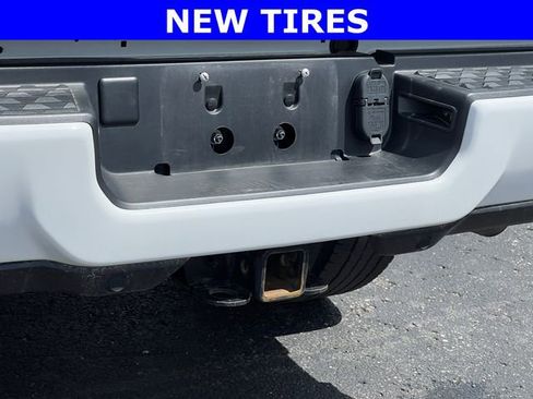 Used 2022 RAM 2500 Laramie AWD/4WD image 9