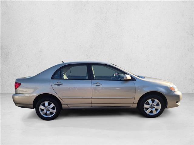 Used 2005 Toyota Corolla LE FWD image 4