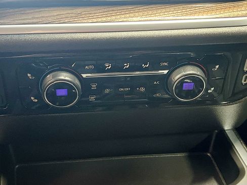 Used 2025 Chevrolet Silverado 1500 RST AWD/4WD image 16
