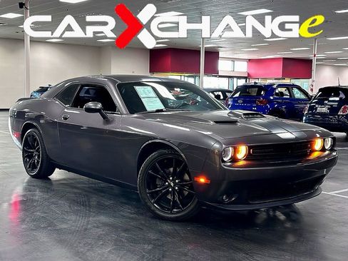 Used 2017 Dodge Challenger SXT w/ Blacktop Package image 1