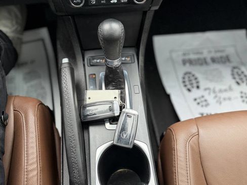 Used 2019 Acura ILX image 19