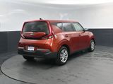 Certified 2021 Kia Soul LX image 5