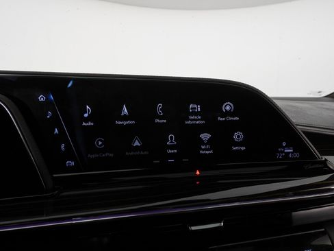 Used 2022 Cadillac Escalade ESV Premium Luxury w/ LPO, Radiant Package image 25