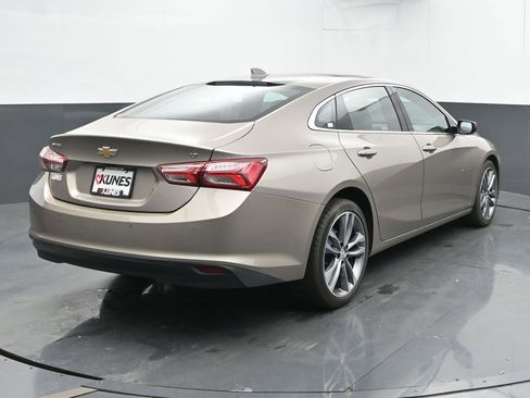 Used 2024 Chevrolet Malibu LT image 10