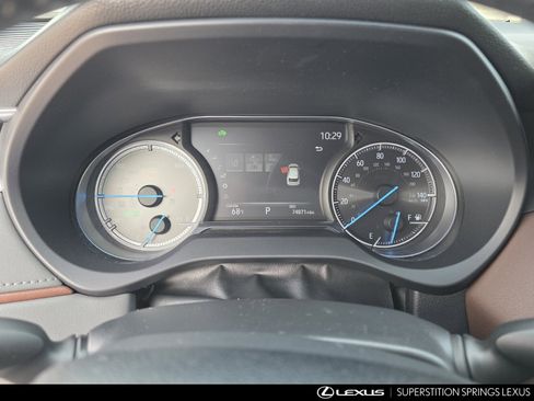 Used 2021 Toyota Venza XLE image 22