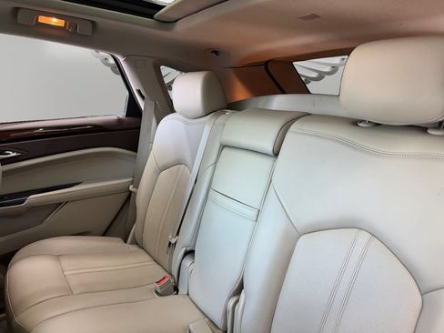 Used 2014 Cadillac SRX Luxury w/ Driver Awareness Package FWD image 13