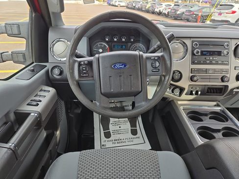 Used 2015 Ford F250 XLT w/ FX4 Off-Road Package image 19