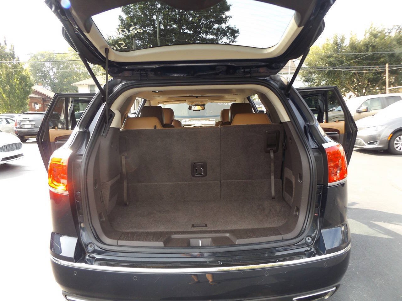 Used 2015 Buick Enclave Premium w/ Experience Buick Package FWD image 32