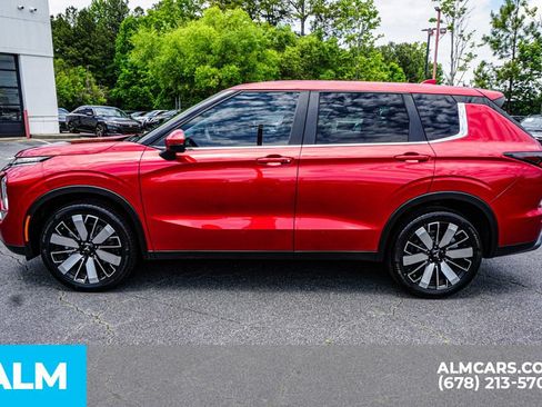 Used 2025 Mitsubishi Outlander SE FWD image 7