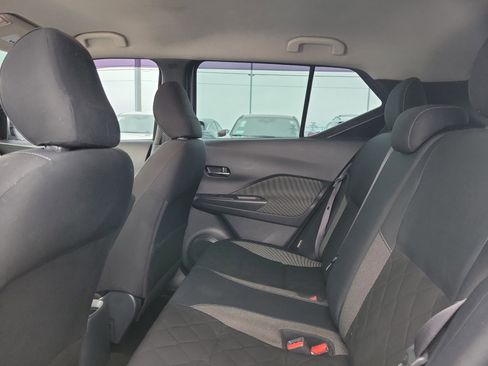 Certified 2020 Nissan Kicks SV image 11