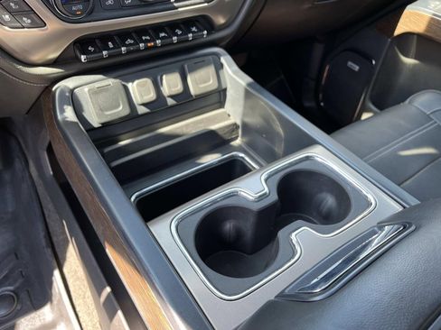 Used 2018 GMC Sierra 1500 Denali w/ Denali Ultimate Package image 35