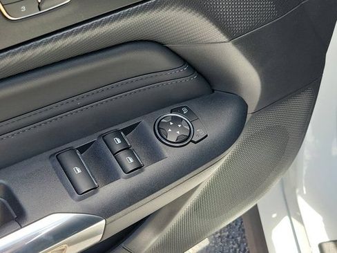 Used 2025 Ford Mustang GT Premium RWD image 13