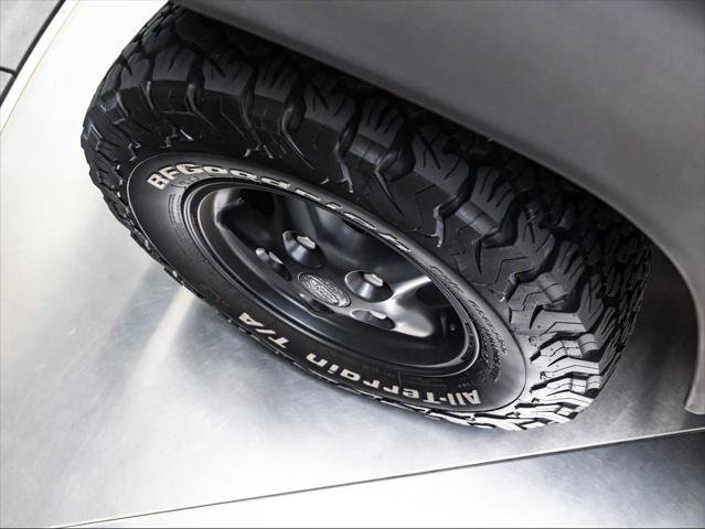Used 1997 Land Rover Defender 90 AWD/4WD image 17