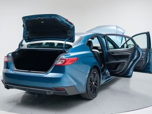 Used 2025 Toyota Camry SE image 25