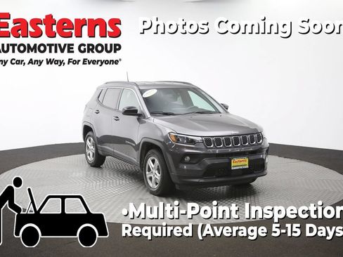 Used 2024 Jeep Compass Latitude AWD/4WD image 46