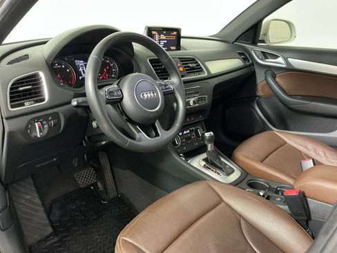 Used 2018 Audi Q3 2.0T Premium w/ Convenience Package FWD image 21