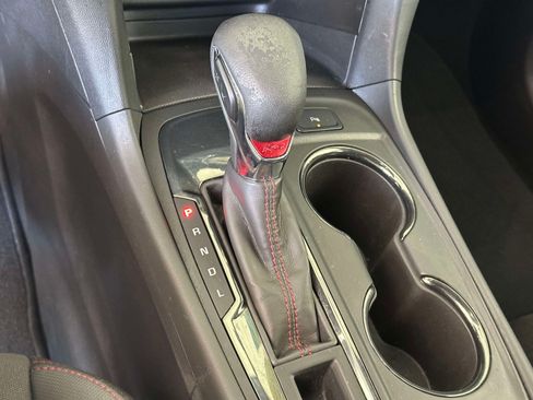 Used 2023 Chevrolet Equinox RS FWD image 31