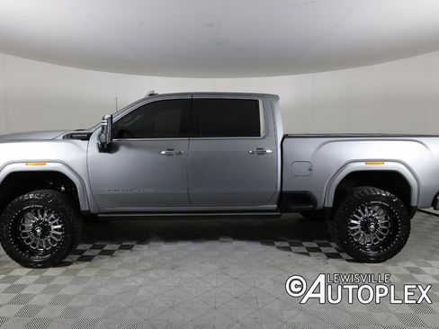 Used 2024 GMC Sierra 2500 Denali Ultimate image 14