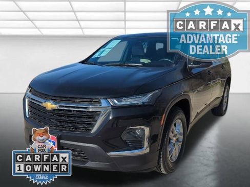 Used 2023 Chevrolet Traverse LS image 24
