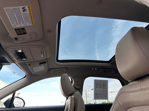 Used 2023 Lincoln Corsair Reserve w/ Equipment Group 201A image 13