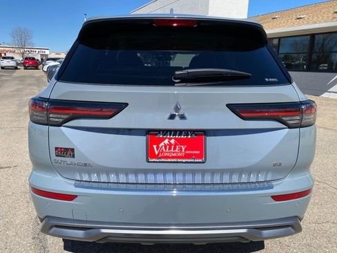 New 2026 Mitsubishi Outlander SE AWD/4WD image 4