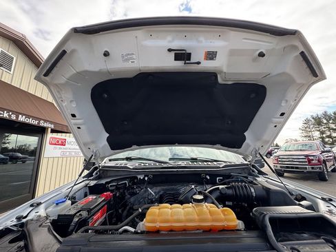 Used 2016 Ford F150 Platinum w/ Technology Package image 10