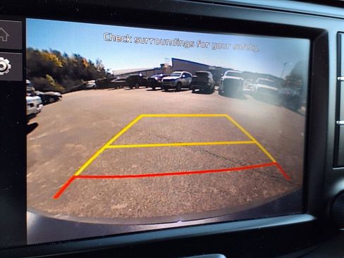 Used 2023 Kia Soul LX image 18