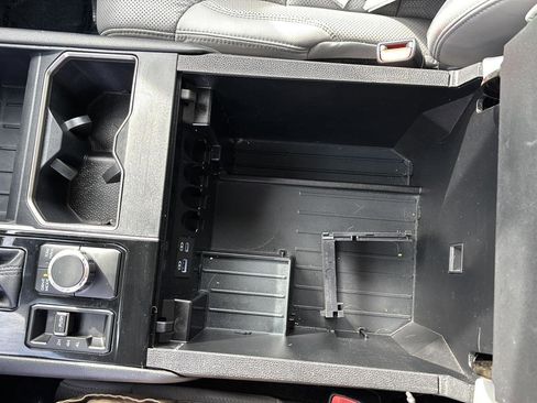 Used 2024 Toyota Tundra Limited image 34