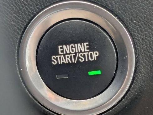 Used 2024 GMC Terrain AT4 AWD/4WD image 39