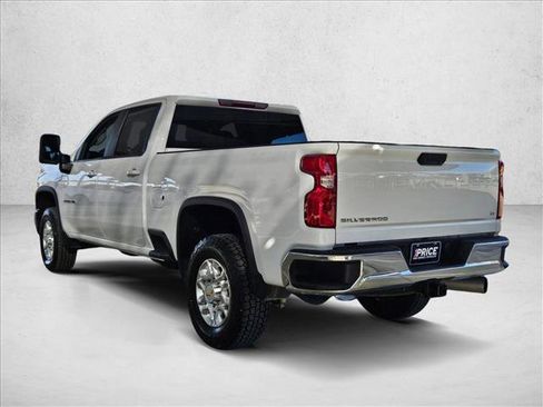 Used 2024 Chevrolet Silverado 2500 LT image 7